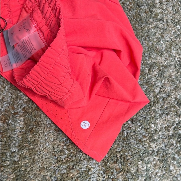Calia Run Collection Low Rise Infinity Short 3" Relaxed Fit Coral Women's XL NWT - Picture 8 of 16